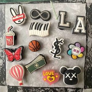 14 charms to use on shoes or summer bag all year round!